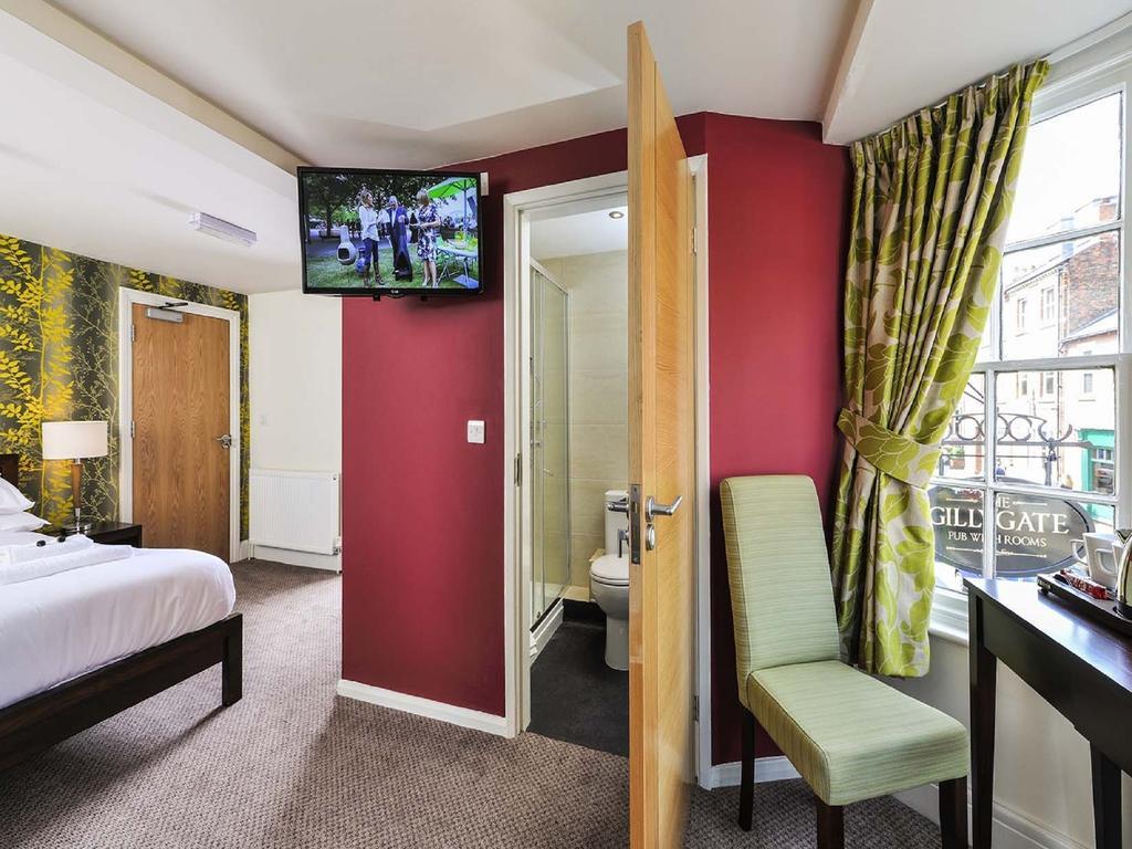 Bed and Breakfast The Gillygate Pub Йорк Номер фото