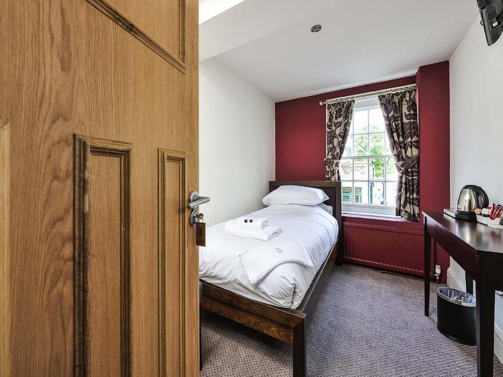 Bed and Breakfast The Gillygate Pub Йорк Номер фото